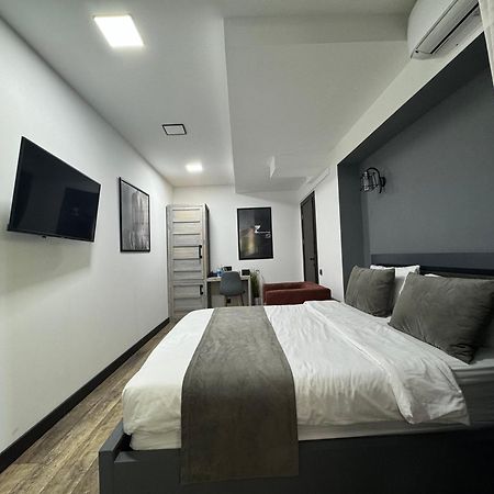 The Phoenix Boutique Hotel Erévan Extérieur photo