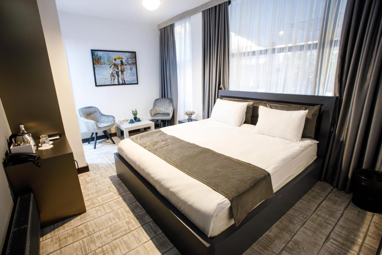 The Phoenix Boutique Hotel Erévan Extérieur photo