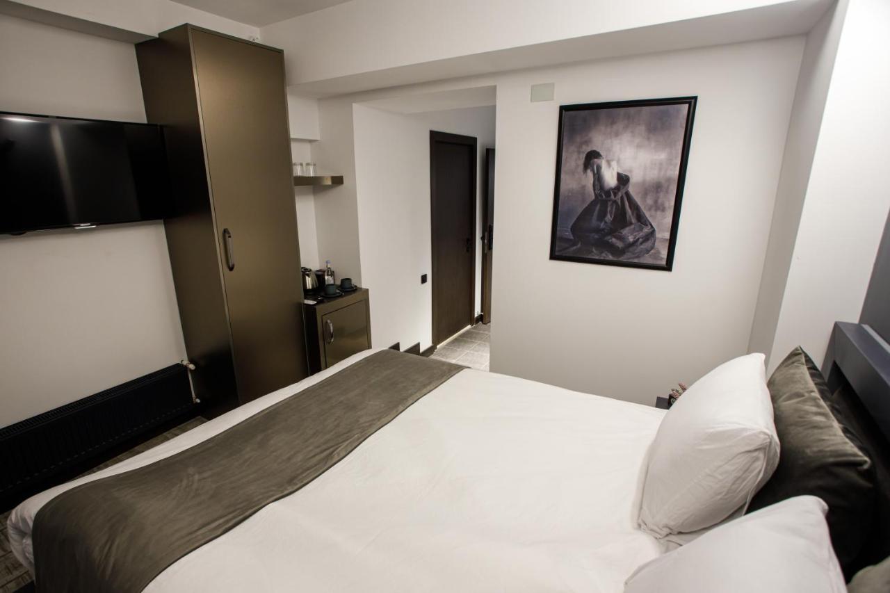The Phoenix Boutique Hotel Erévan Extérieur photo
