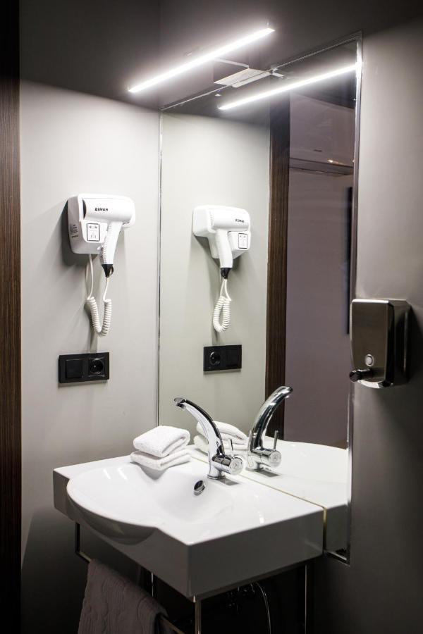 The Phoenix Boutique Hotel Erévan Extérieur photo