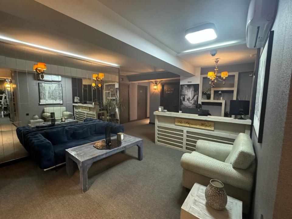 The Phoenix Boutique Hotel Erévan Extérieur photo